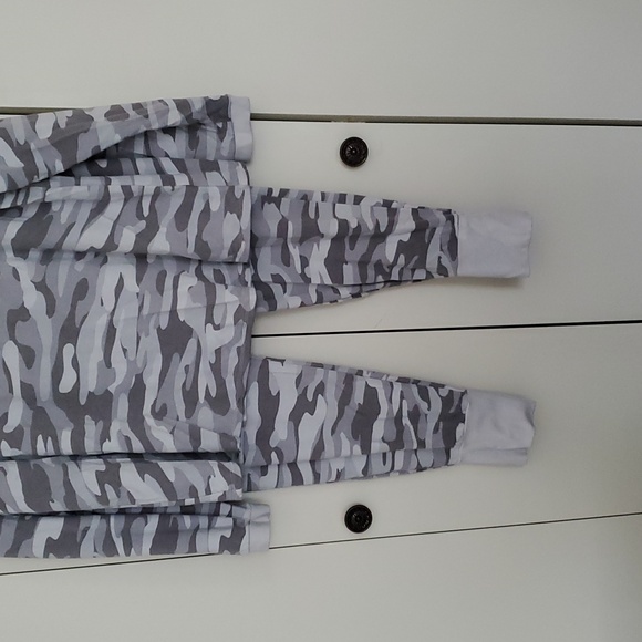 Torrid Gray and White Relaxed Long Sleeve Hoodie With Drawstring Button Pant - Picture 15 of 16